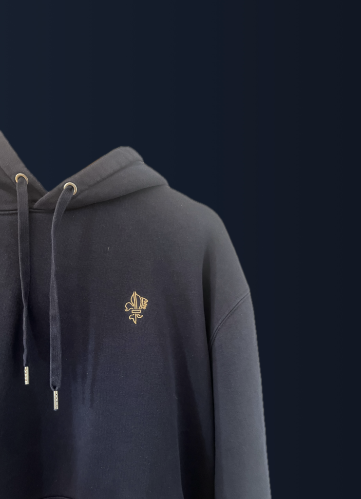 Pullover von hinten